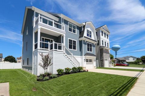 Photo of 303 Lafayette Blvd, Brigantine, NJ 08203 (MLS # 608157)