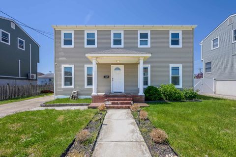 Photo of 606 N Dudley Ave, Ventnor, NJ 08406 (MLS # 608043)