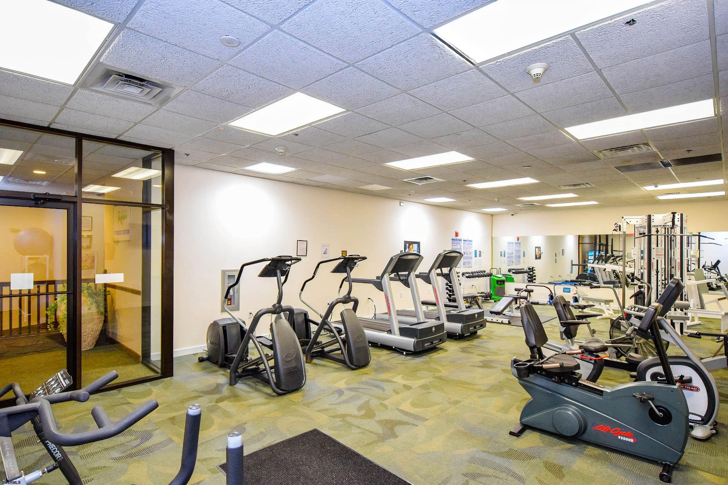 Atlantic City, New Jersey 08401, United States, 1 Bedroom Bedrooms, ,2 BathroomsBathrooms,Residential,Pending,13997