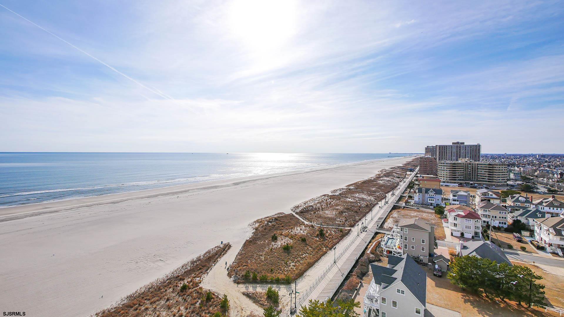 Atlantic City, New Jersey 08401, United States, 1 Bedroom Bedrooms, ,2 BathroomsBathrooms,Residential,Pending,13997