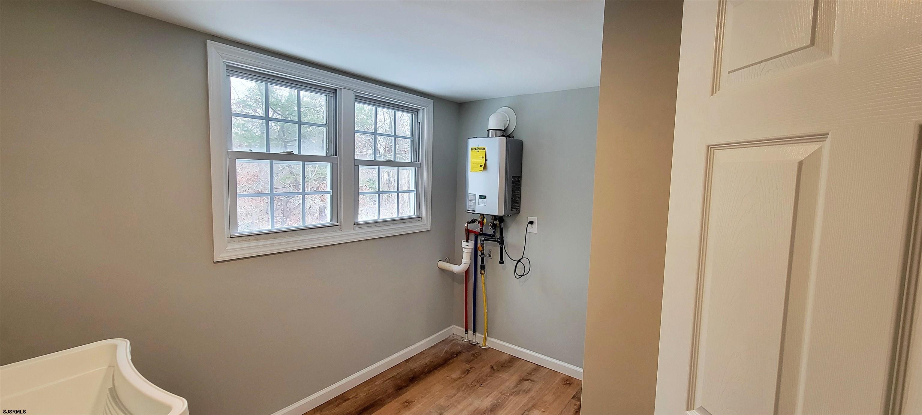 Egg Harbor Township, New Jersey 08234, United States, 4 Bedrooms Bedrooms, ,3 BathroomsBathrooms,Residential,Active,43528