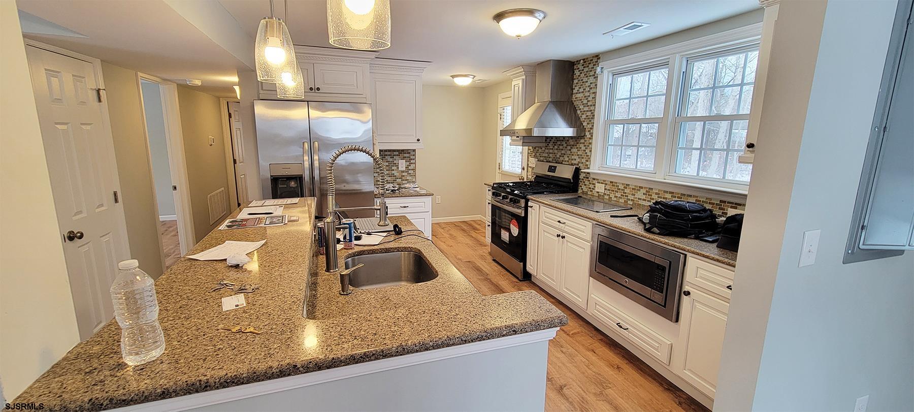 Egg Harbor Township, New Jersey 08234, United States, 4 Bedrooms Bedrooms, ,3 BathroomsBathrooms,Residential,Active,43528
