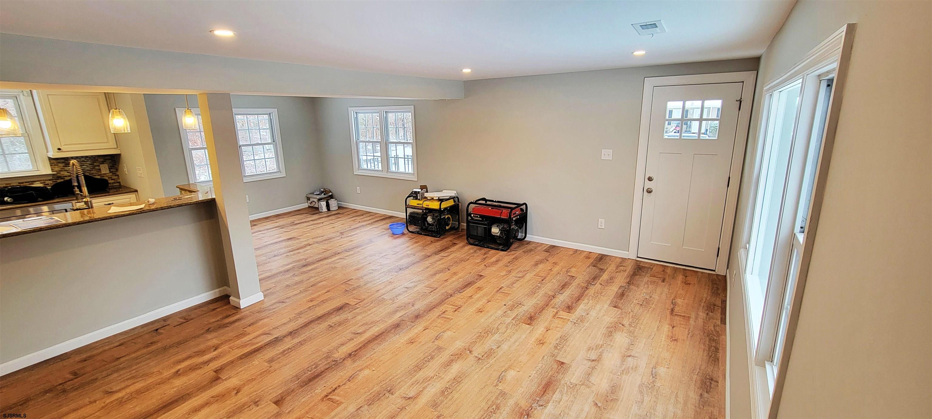 Egg Harbor Township, New Jersey 08234, United States, 4 Bedrooms Bedrooms, ,3 BathroomsBathrooms,Residential,Active,43528