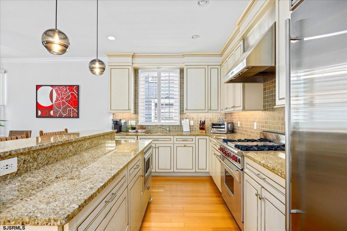 Margate, New Jersey 08402, United States, 5 Bedrooms Bedrooms, ,5 BathroomsBathrooms,Residential,Active,181825