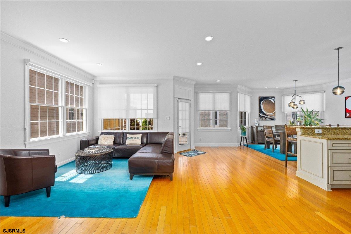 Margate, New Jersey 08402, United States, 5 Bedrooms Bedrooms, ,5 BathroomsBathrooms,Residential,Active,181825