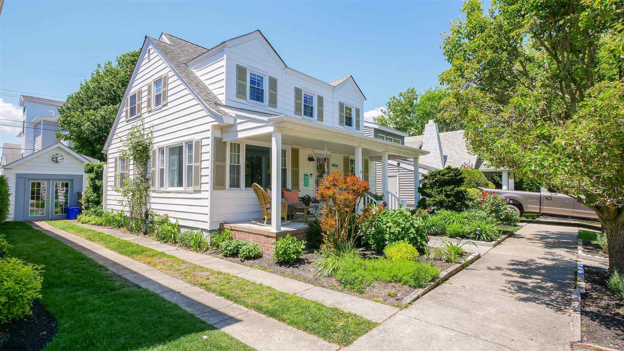 Photo 1 of 25 — 110 N Pembroke, Margate, NJ 08402