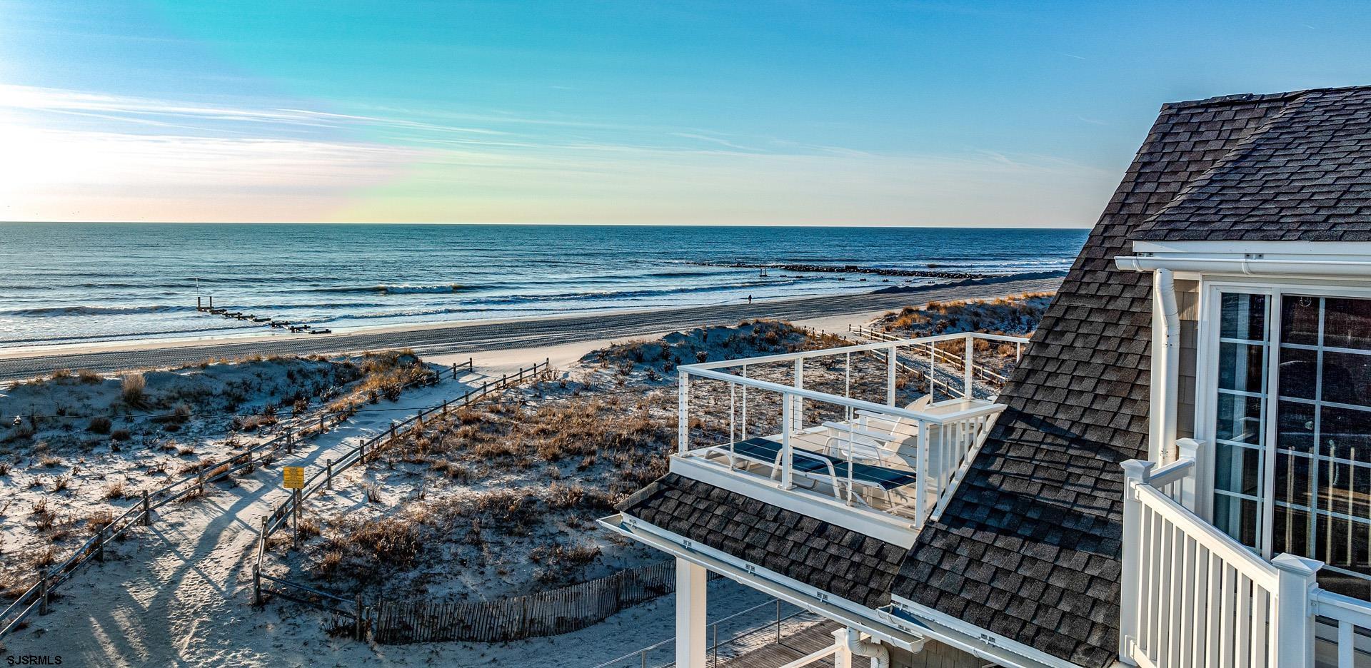 Ocean City, New Jersey 08226, United States, 6 Bedrooms Bedrooms, ,7 BathroomsBathrooms,Residential,Pending,16040