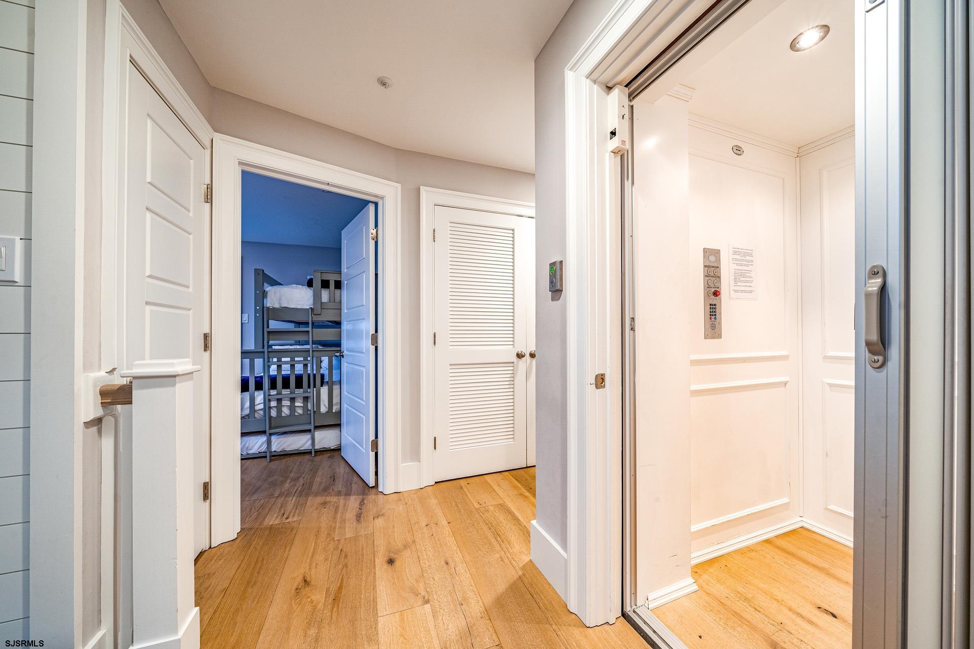 Ocean City, New Jersey 08226, United States, 6 Bedrooms Bedrooms, ,7 BathroomsBathrooms,Residential,Pending,16040