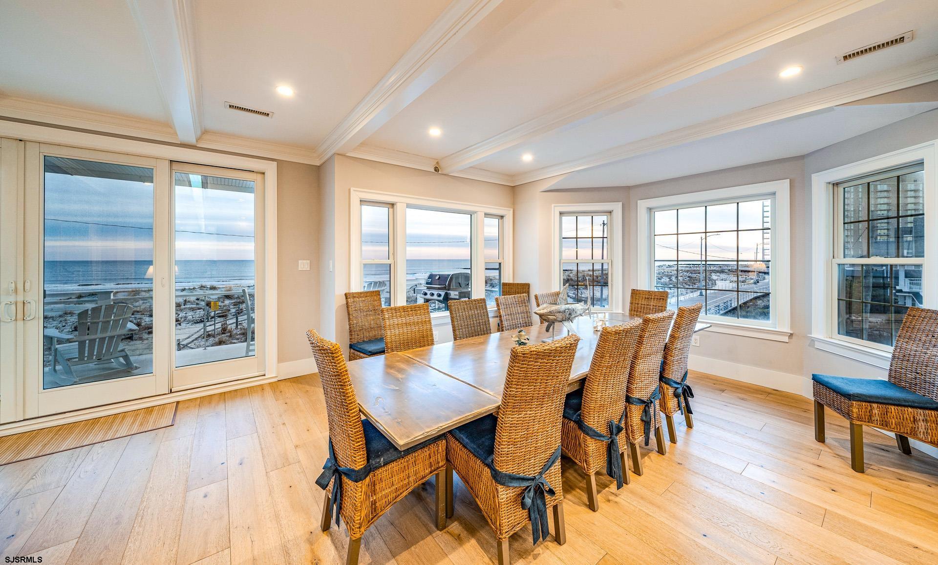 Ocean City, New Jersey 08226, United States, 6 Bedrooms Bedrooms, ,7 BathroomsBathrooms,Residential,Pending,16040