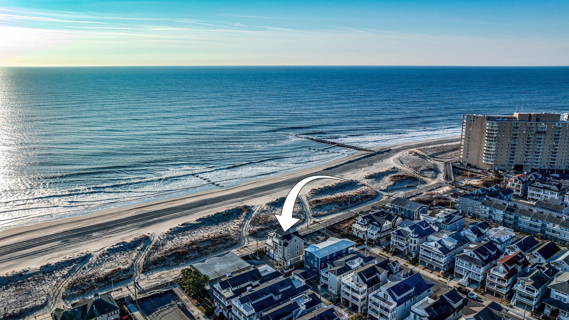 Ocean City, New Jersey 08226, United States, 6 Bedrooms Bedrooms, ,7 BathroomsBathrooms,Residential,Pending,16040