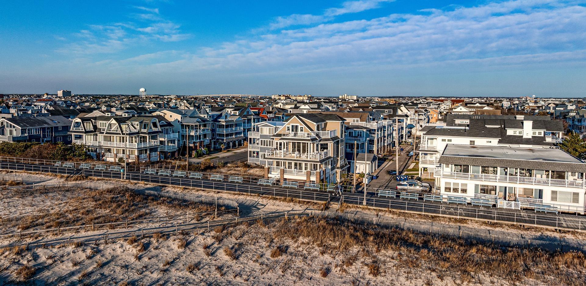 Ocean City, New Jersey 08226, United States, 6 Bedrooms Bedrooms, ,7 BathroomsBathrooms,Residential,Pending,16040