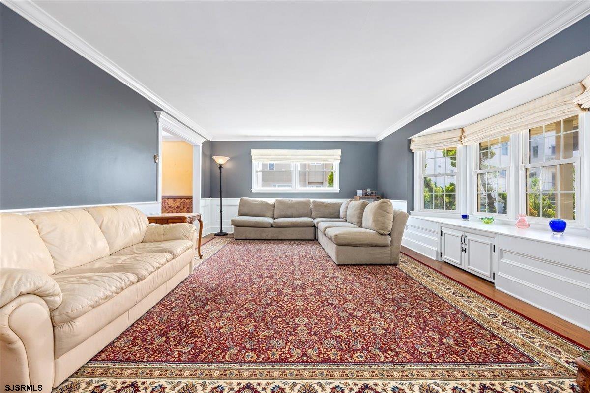 Margate, New Jersey 08402, United States, 6 Bedrooms Bedrooms, ,3 BathroomsBathrooms,Residential,Active,170310