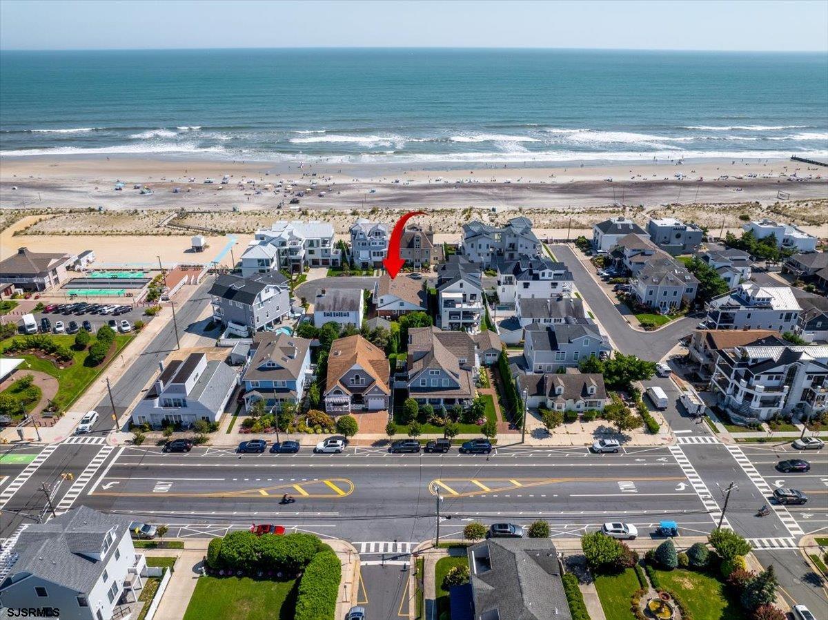 Margate, New Jersey 08402, United States, 6 Bedrooms Bedrooms, ,3 BathroomsBathrooms,Residential,Active,170310