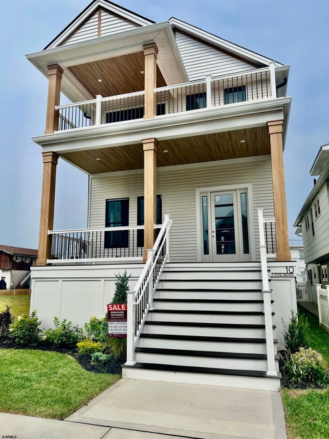 Photo of 10 Asbury Ave, Ocean City, NJ 08226 (MLS # 607183)