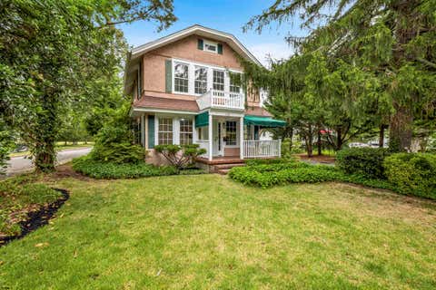 Homes For Sale - 110 E Seaview Ave<br/> Atlantic County, Linwood, NJ 08221
