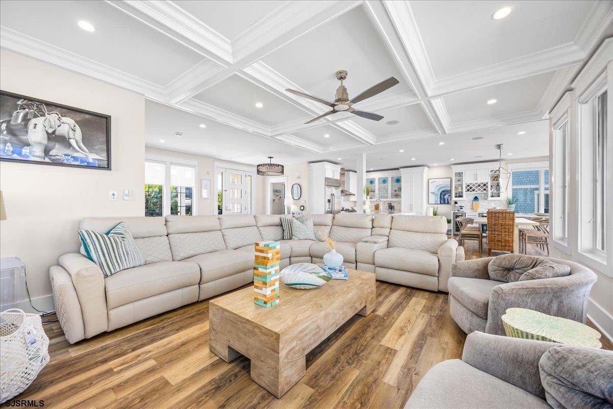 Margate, New Jersey 08402, United States, 6 Bedrooms Bedrooms, ,5 BathroomsBathrooms,Residential,Active,190148