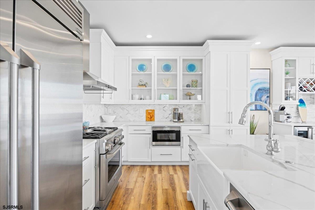 Margate, New Jersey 08402, United States, 6 Bedrooms Bedrooms, ,5 BathroomsBathrooms,Residential,Active,190148