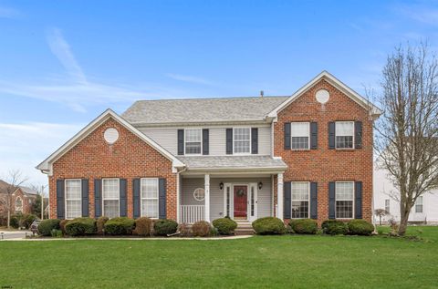 Homes For Sale - 7 Crossing Dr<br/> Linwood, NJ 08221