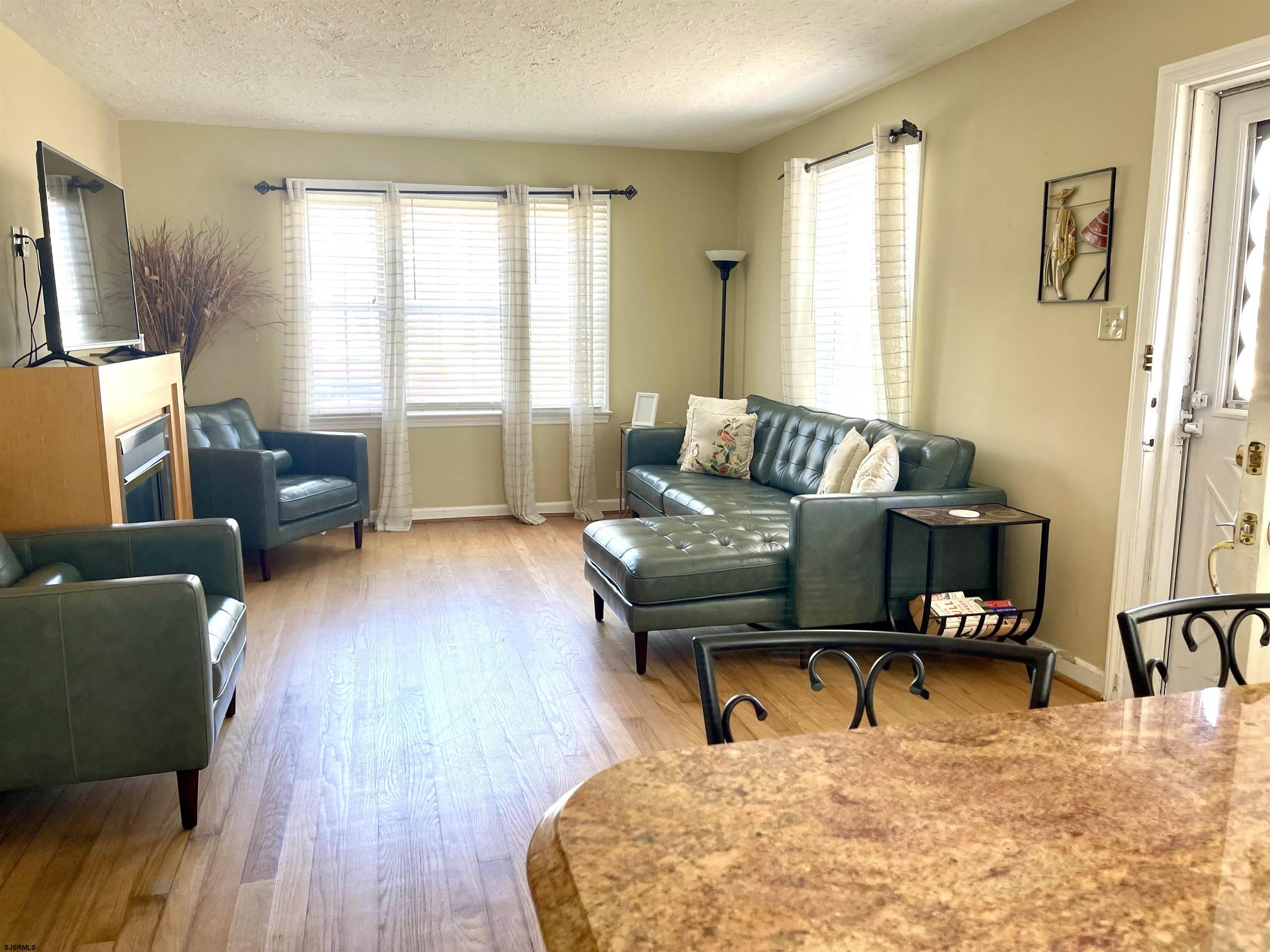 Margate, New Jersey 08402, United States, 2 Bedrooms Bedrooms, ,2 BathroomsBathrooms,Residential,Active,77182