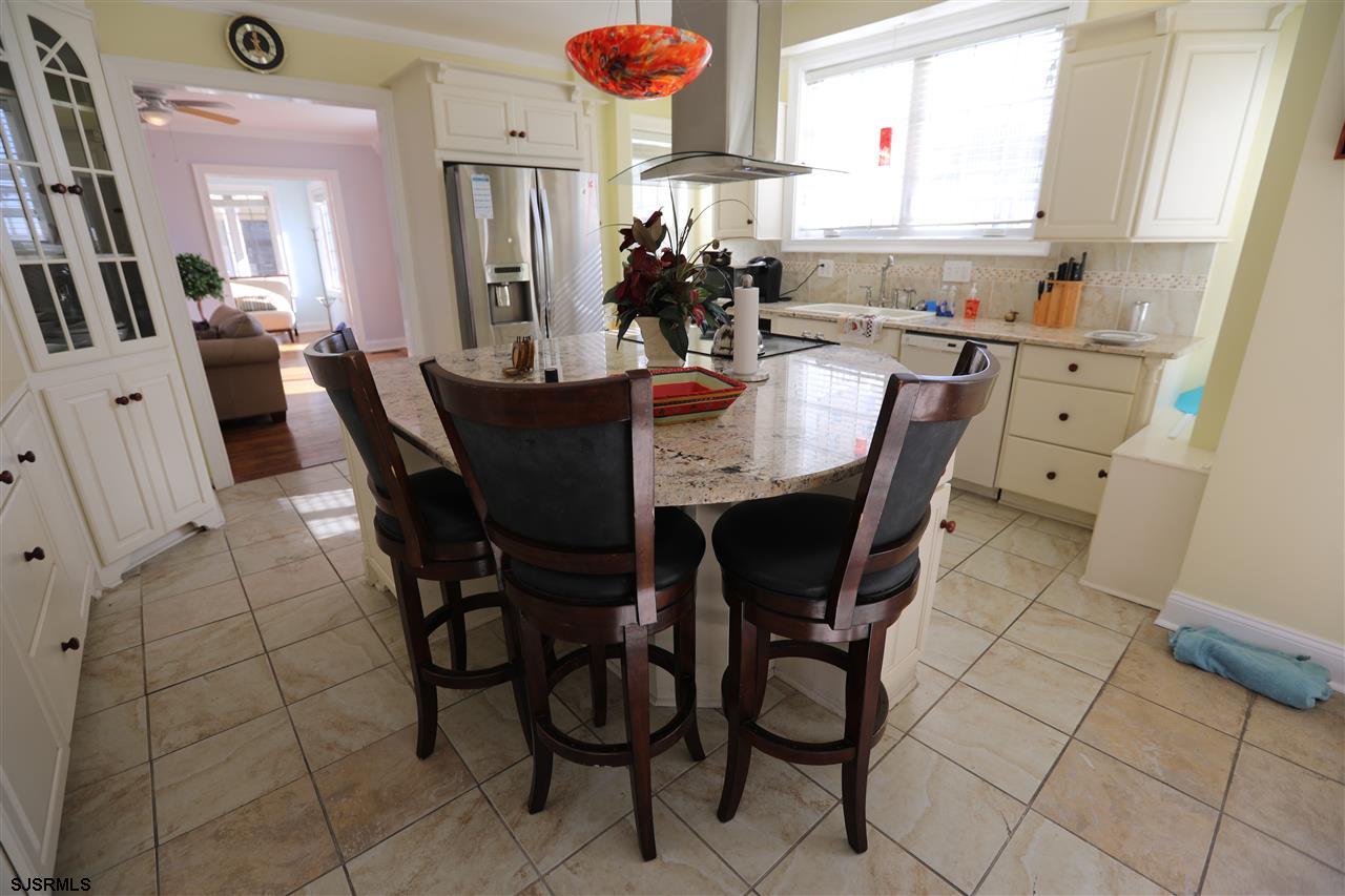 Ventnor, New Jersey 08406, United States, 5 Bedrooms Bedrooms, ,4 BathroomsBathrooms,Residential,Active,38876