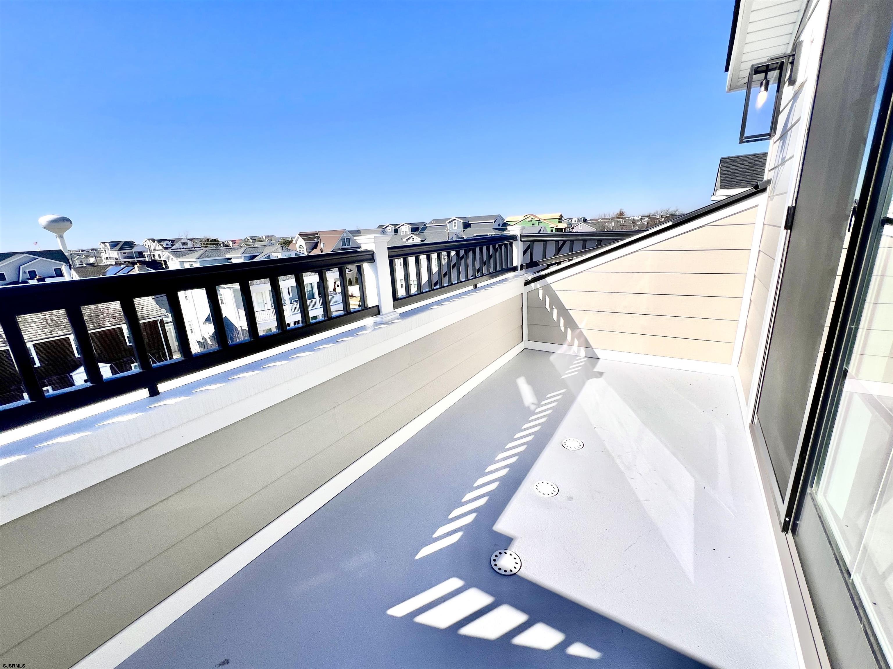 Margate, New Jersey 08402, United States, 6 Bedrooms Bedrooms, ,5 BathroomsBathrooms,Residential,Active,89470