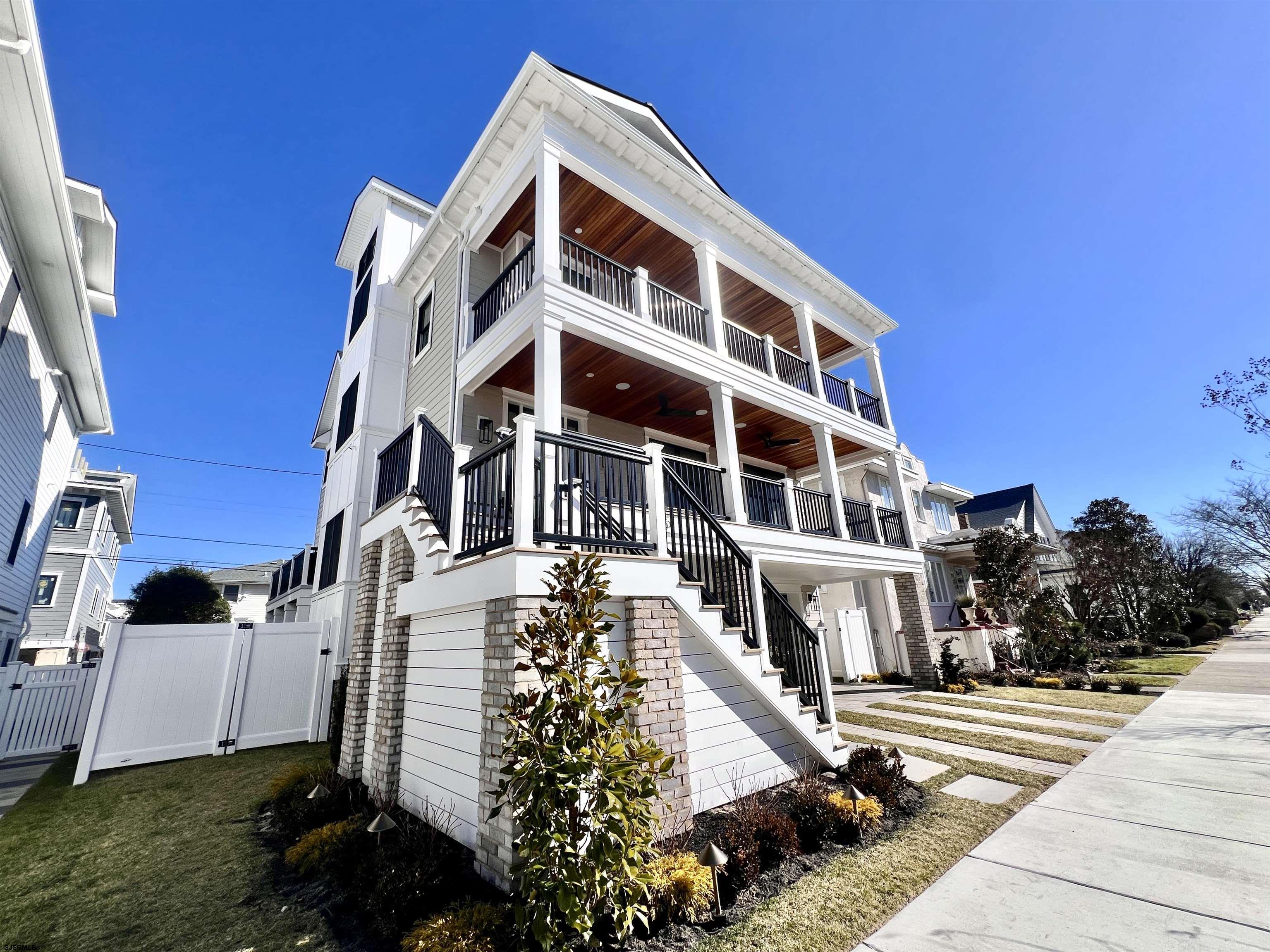 Margate, New Jersey 08402, United States, 6 Bedrooms Bedrooms, ,5 BathroomsBathrooms,Residential,Active,89470