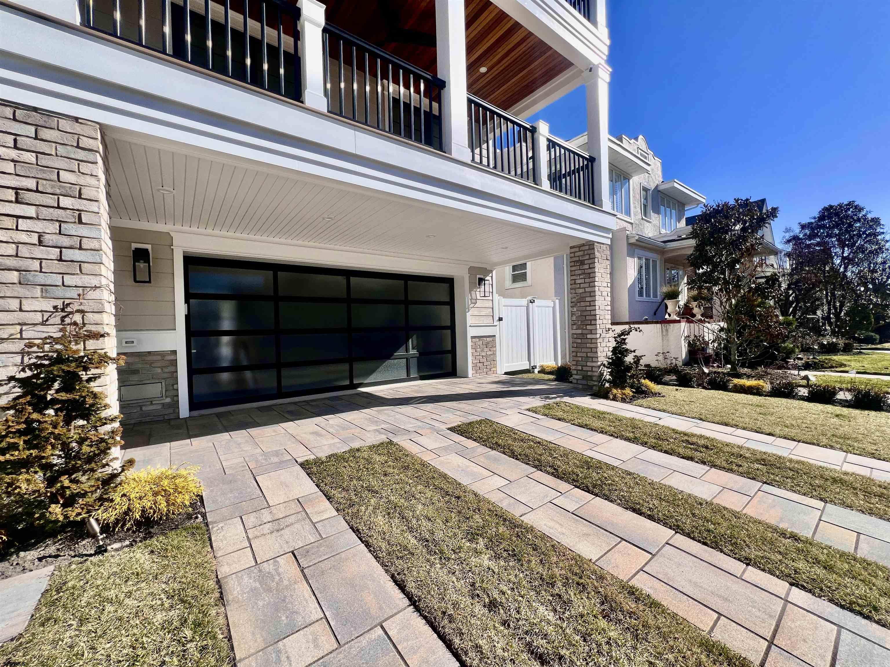 Margate, New Jersey 08402, United States, 6 Bedrooms Bedrooms, ,5 BathroomsBathrooms,Residential,Active,89470