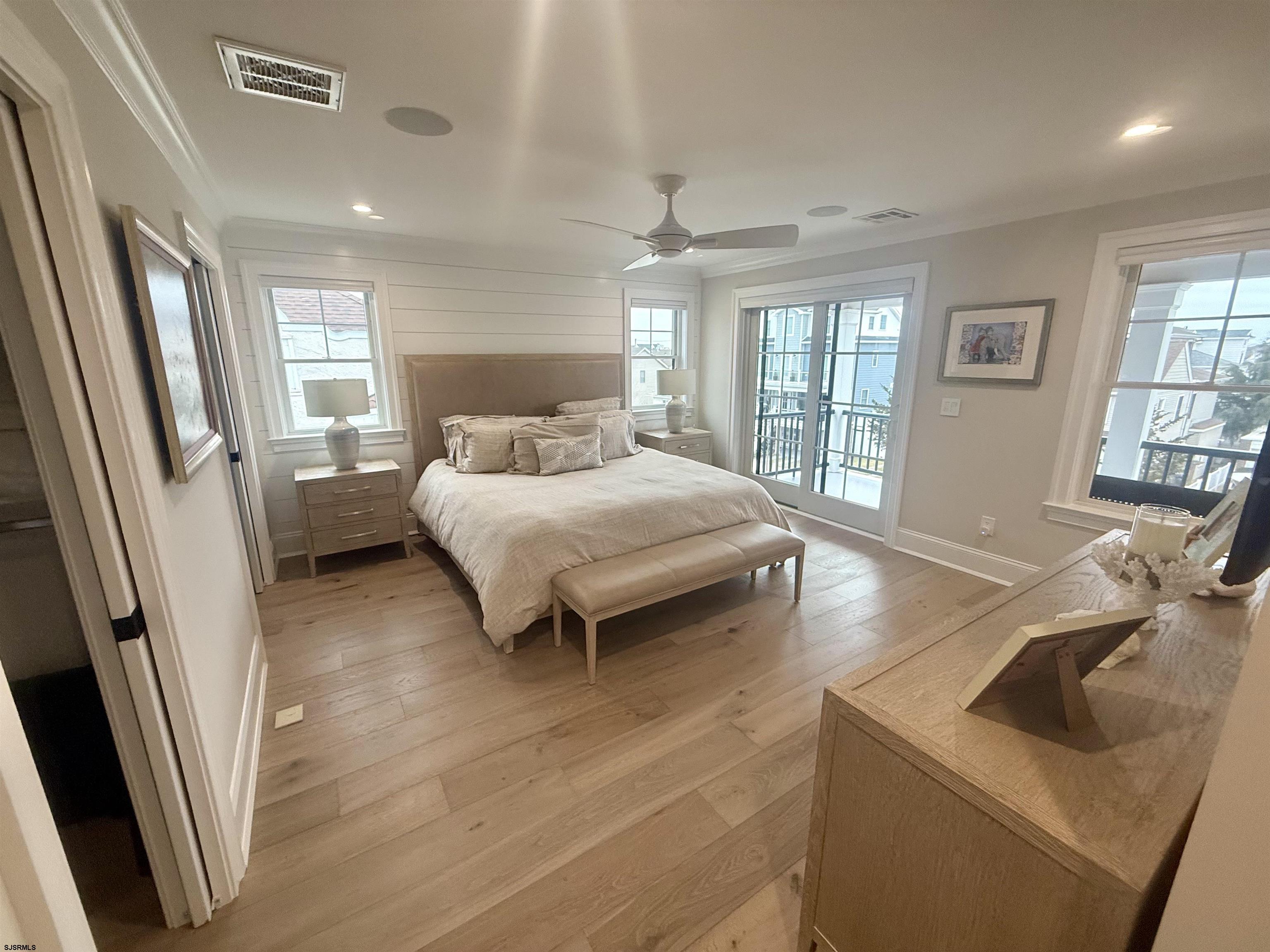 Margate, New Jersey 08402, United States, 6 Bedrooms Bedrooms, ,5 BathroomsBathrooms,Residential,Active,89470