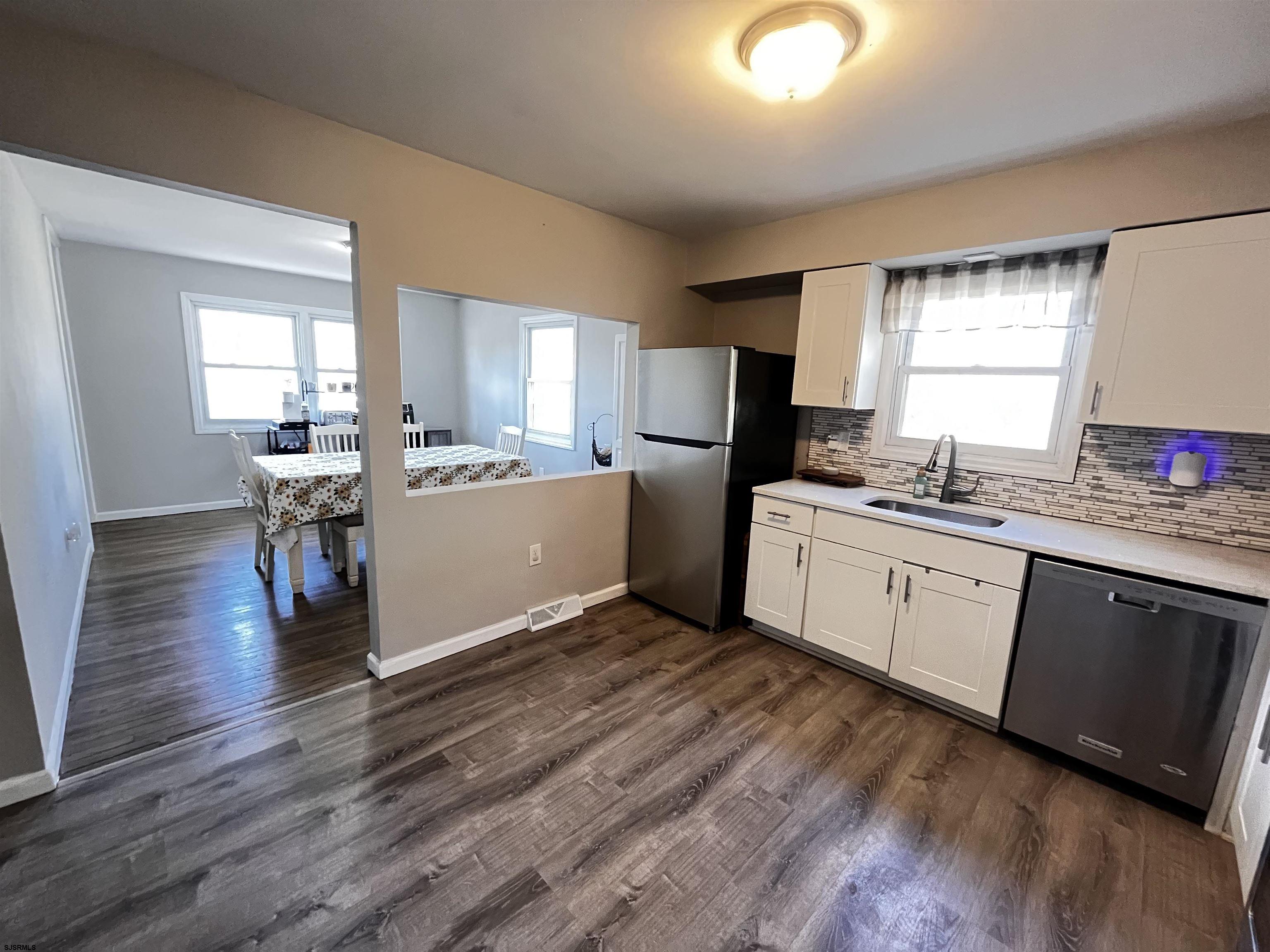 Mays Landing, New Jersey 08330, United States, 3 Bedrooms Bedrooms, ,2 BathroomsBathrooms,Residential,Active,82255