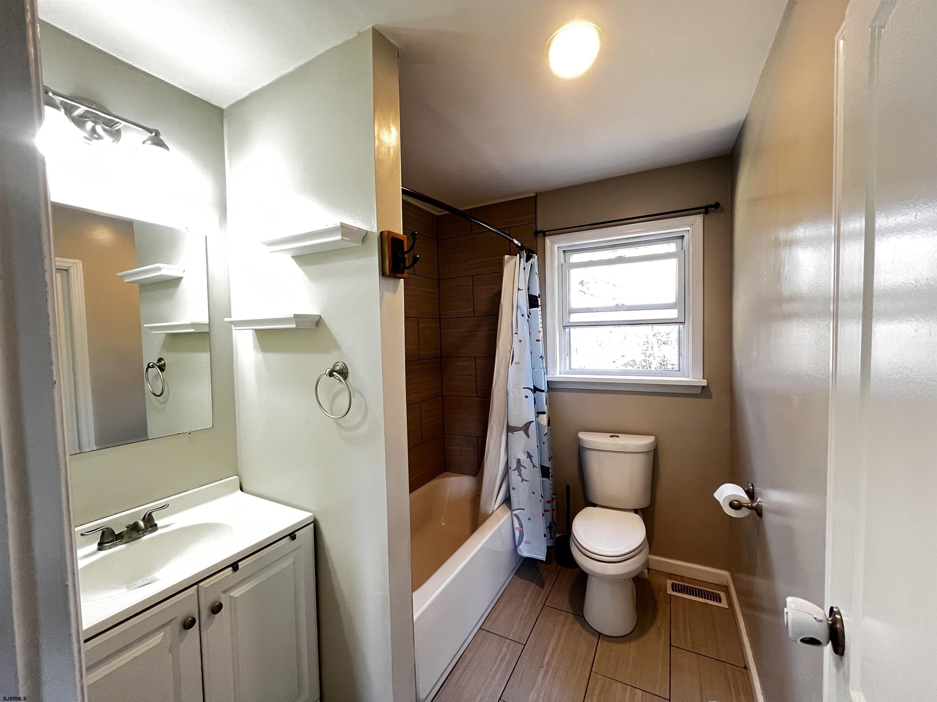 Mays Landing, New Jersey 08330, United States, 3 Bedrooms Bedrooms, ,2 BathroomsBathrooms,Residential,Active,82255