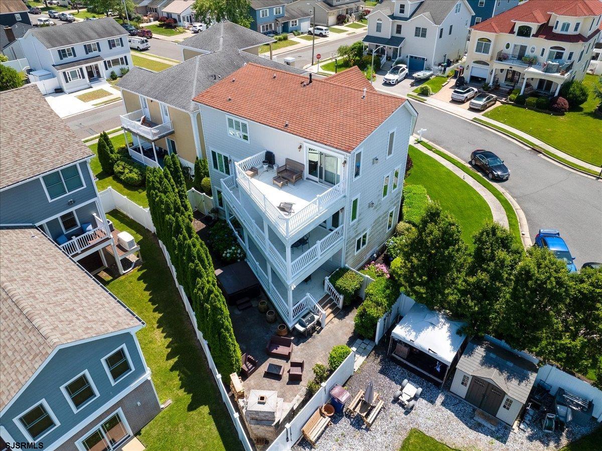 Ventnor, New Jersey 08406, United States, 4 Bedrooms Bedrooms, ,4 BathroomsBathrooms,Residential,Active,200125