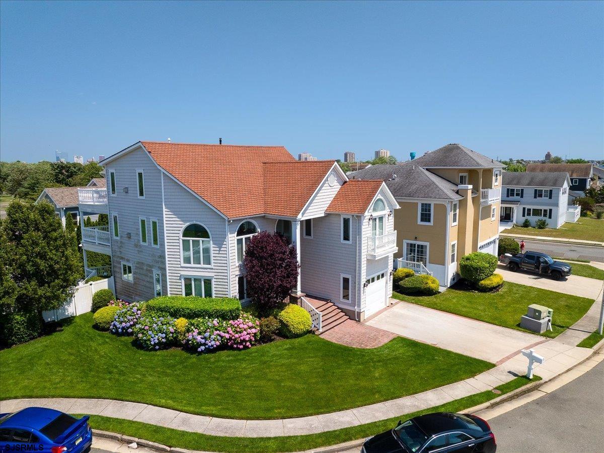 Ventnor, New Jersey 08406, United States, 4 Bedrooms Bedrooms, ,4 BathroomsBathrooms,Residential,Active,200125