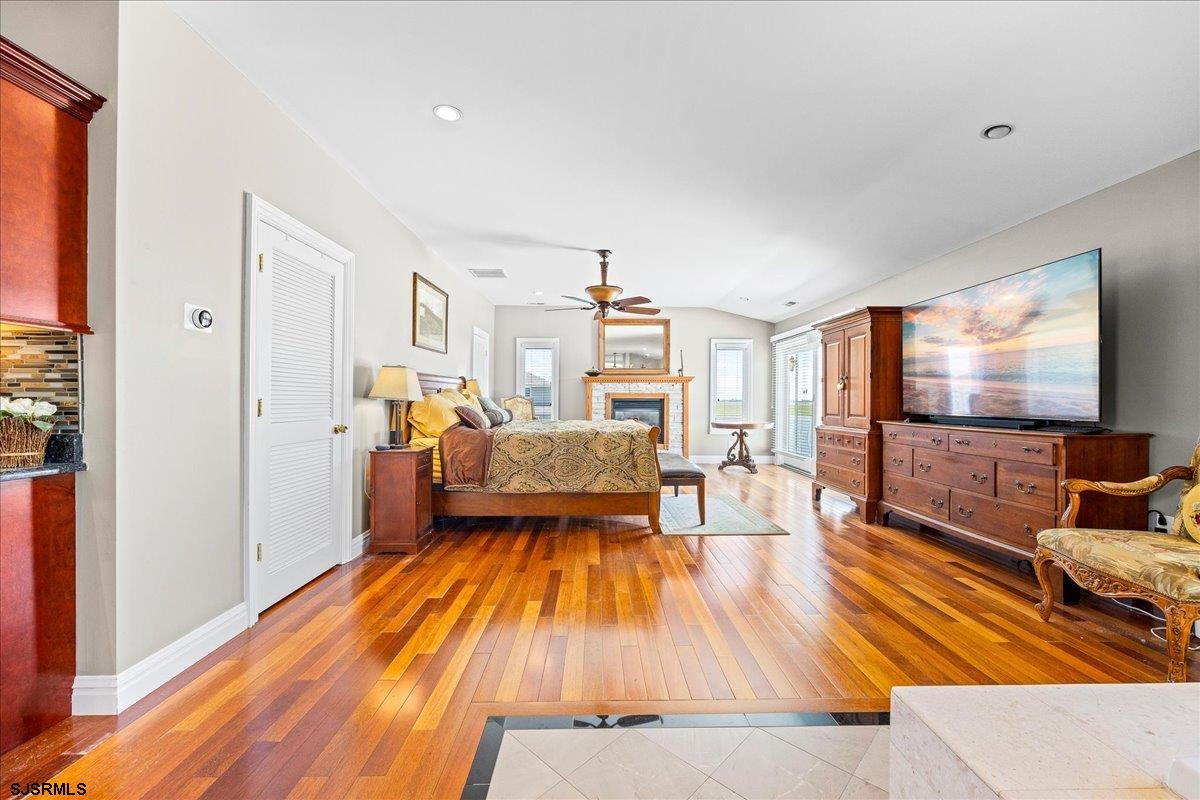 Ventnor, New Jersey 08406, United States, 4 Bedrooms Bedrooms, ,4 BathroomsBathrooms,Residential,Active,200125