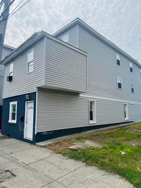 Apartment For Rent - 132 N Tennessee Ave<br/> Atlantic City, NJ 08401