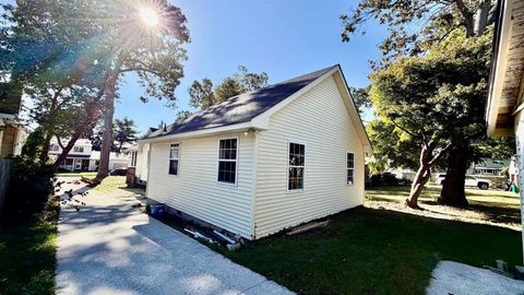 Homes For Sale - 921 Oak Ave<br/> Linwood, NJ 08221