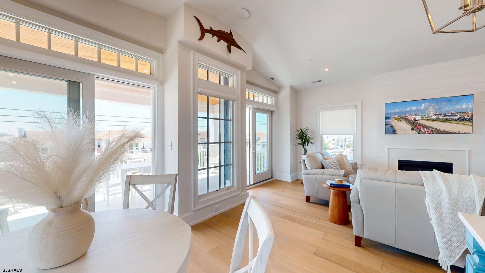 Ocean City, New Jersey 08226, United States, 3 Bedrooms Bedrooms, ,2 BathroomsBathrooms,Residential,Pending,198399