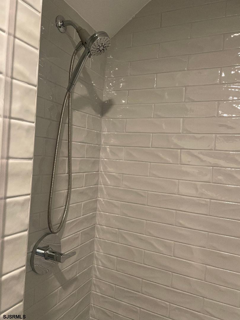 Ventnor, New Jersey 08406, United States, 3 Bedrooms Bedrooms, ,4 BathroomsBathrooms,Residential,Active,297