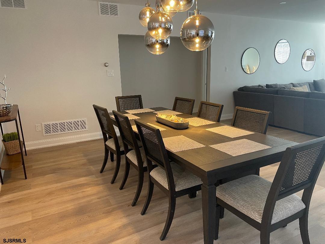 Ventnor, New Jersey 08406, United States, 3 Bedrooms Bedrooms, ,4 BathroomsBathrooms,Residential,Active,297