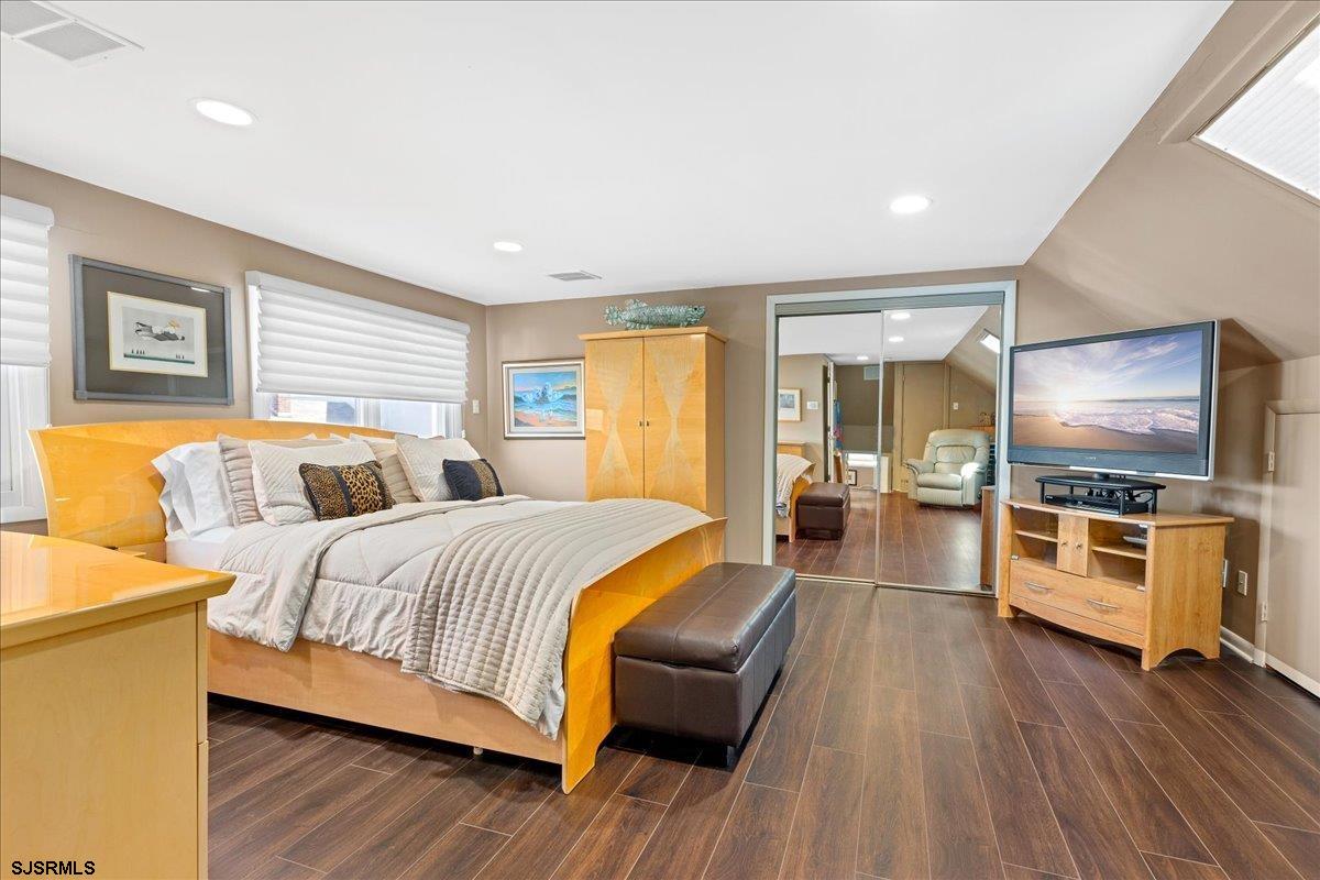 Margate, New Jersey 08402, United States, 4 Bedrooms Bedrooms, ,3 BathroomsBathrooms,Residential,Pending,6360