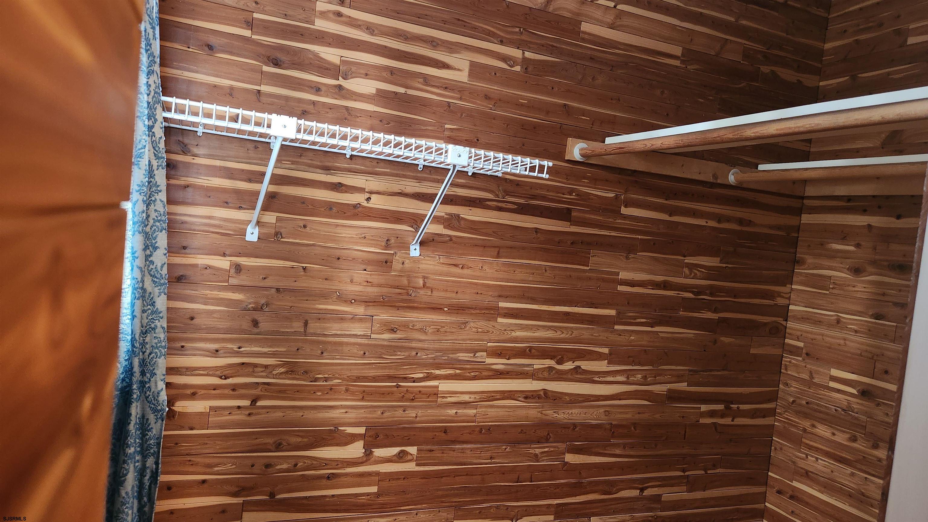 Northfield, New Jersey 08225, United States, 4 Bedrooms Bedrooms, ,3 BathroomsBathrooms,Residential,Pending,15180