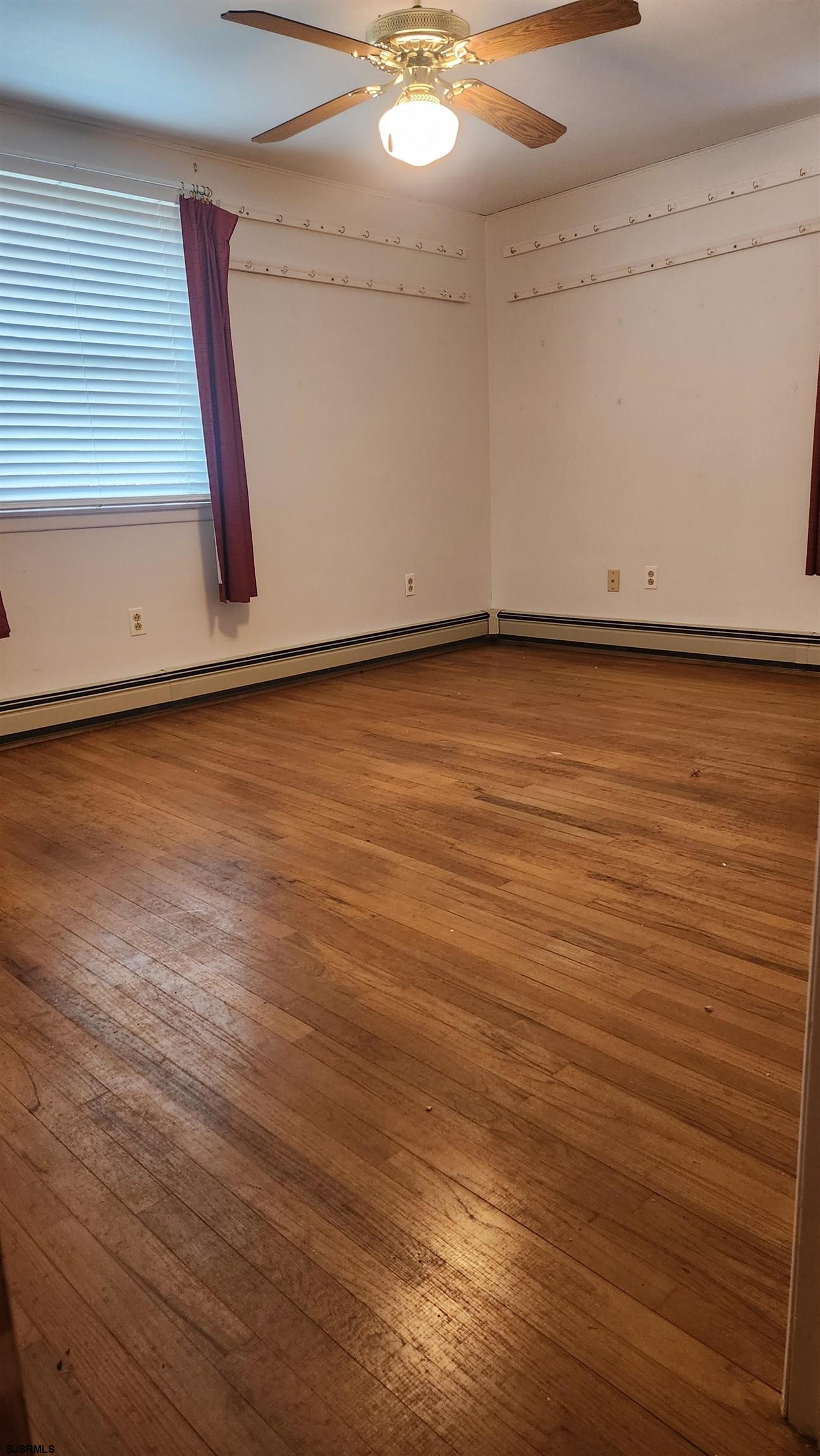 Northfield, New Jersey 08225, United States, 4 Bedrooms Bedrooms, ,3 BathroomsBathrooms,Residential,Pending,15180