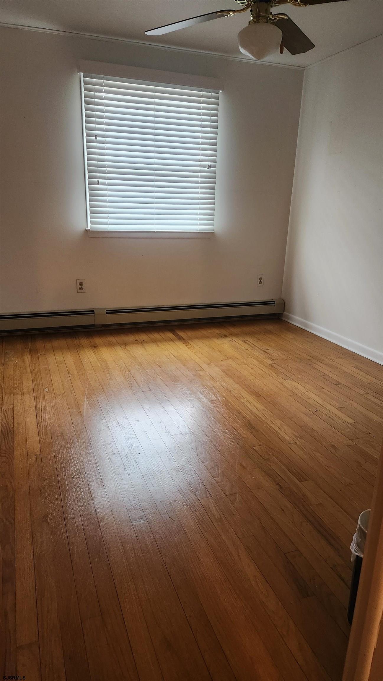 Northfield, New Jersey 08225, United States, 4 Bedrooms Bedrooms, ,3 BathroomsBathrooms,Residential,Pending,15180