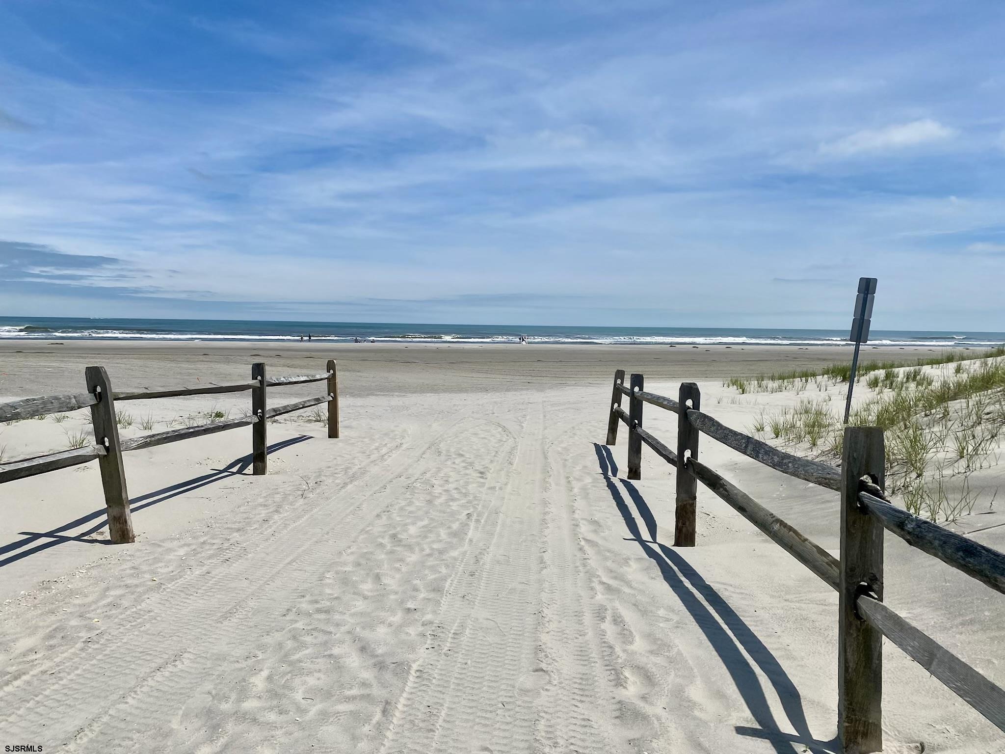 6762 Ocean Drive 6762