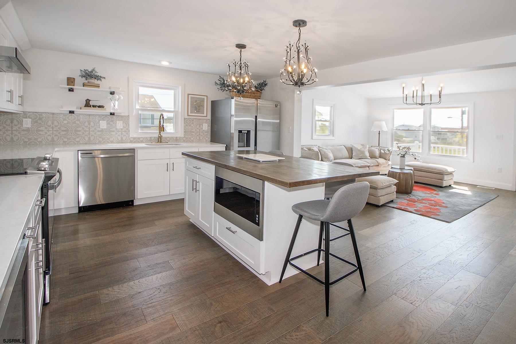 Brigantine, New Jersey 08203, United States, 6 Bedrooms Bedrooms, ,3 BathroomsBathrooms,Residential,Active,125145