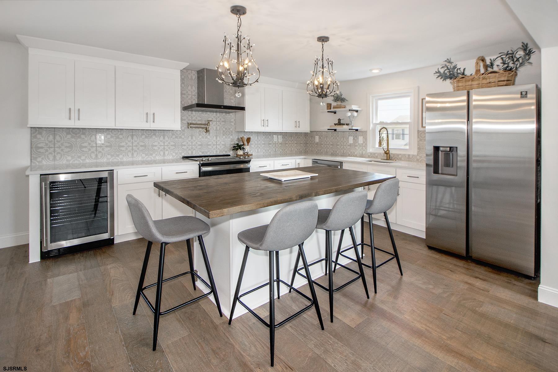 Brigantine, New Jersey 08203, United States, 6 Bedrooms Bedrooms, ,3 BathroomsBathrooms,Residential,Active,125145