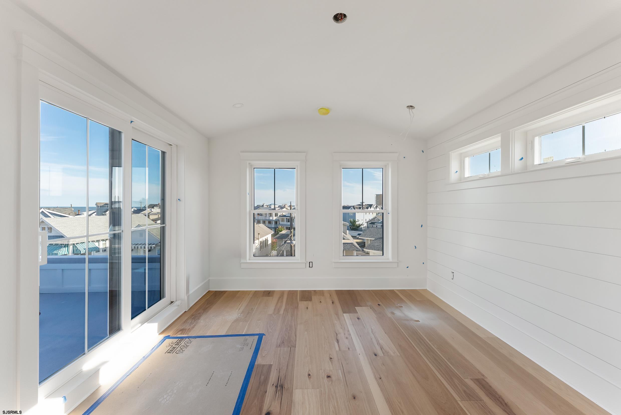 Ocean City, New Jersey 08226, United States, 5 Bedrooms Bedrooms, ,4 BathroomsBathrooms,Residential,Active,14454