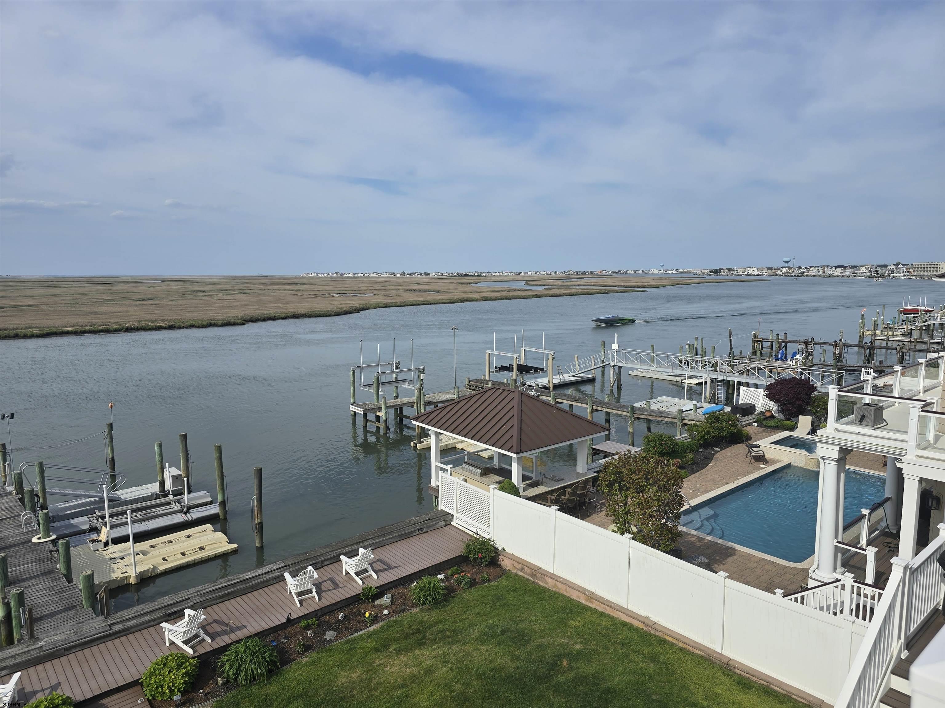 Brigantine, New Jersey 08203, United States, 3 Bedrooms Bedrooms, ,3 BathroomsBathrooms,Residential,Active,128252