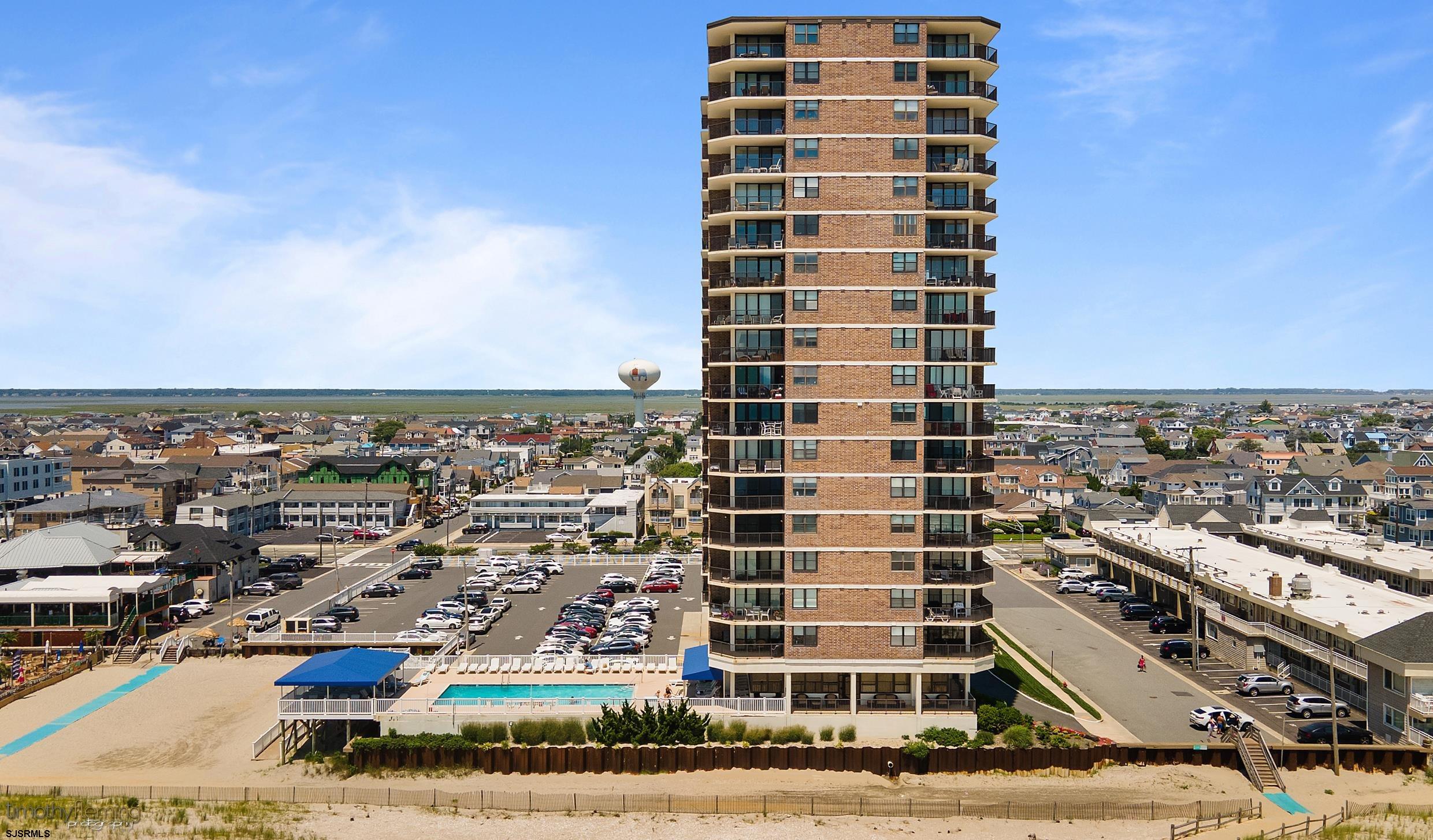9100 Beach 905