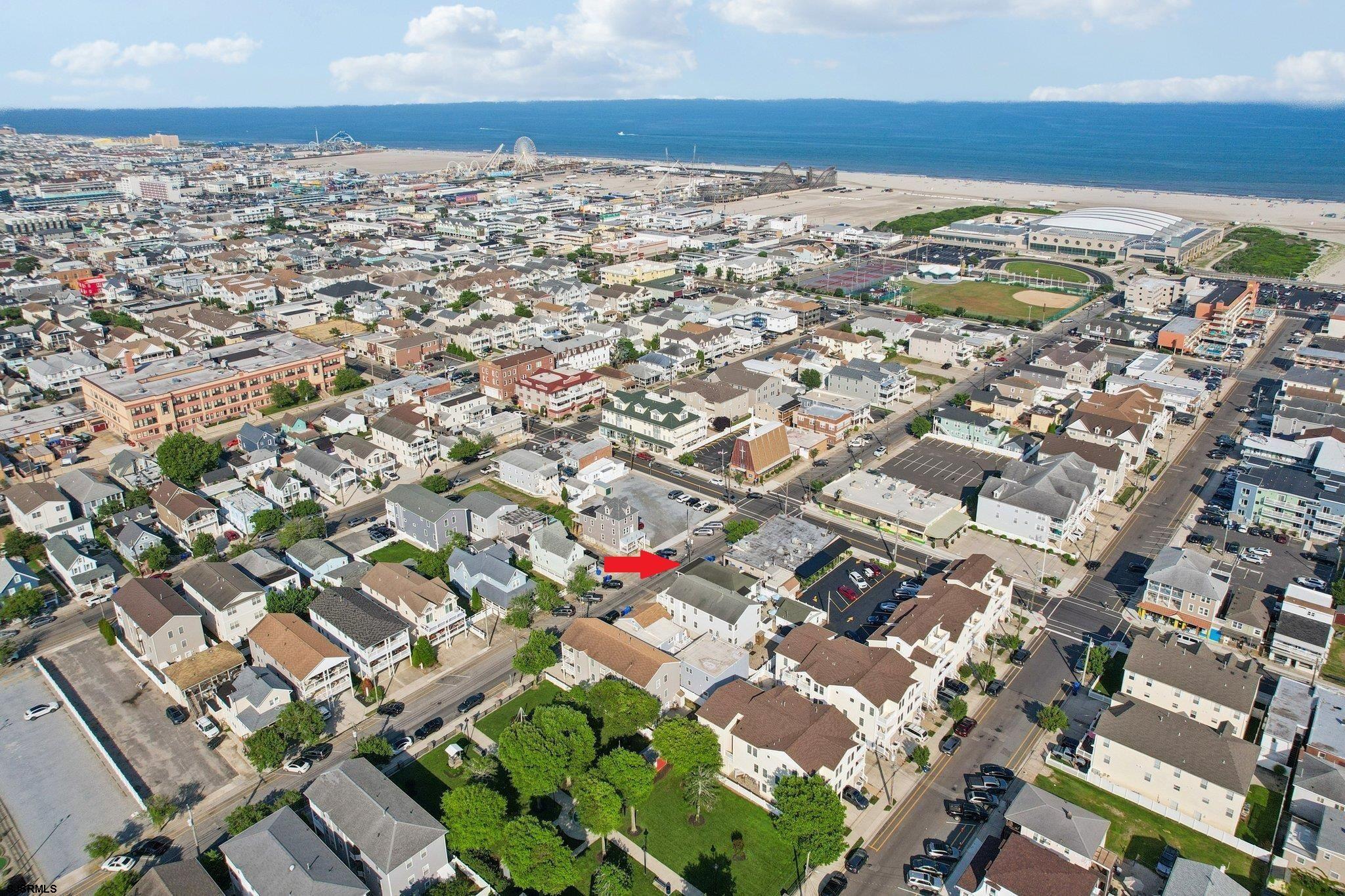 148 E Burke  Unit 3 3