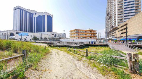 Photo of 108 S Montpelier Ave #214, Atlantic City, NJ 08401 (MLS # 605174)